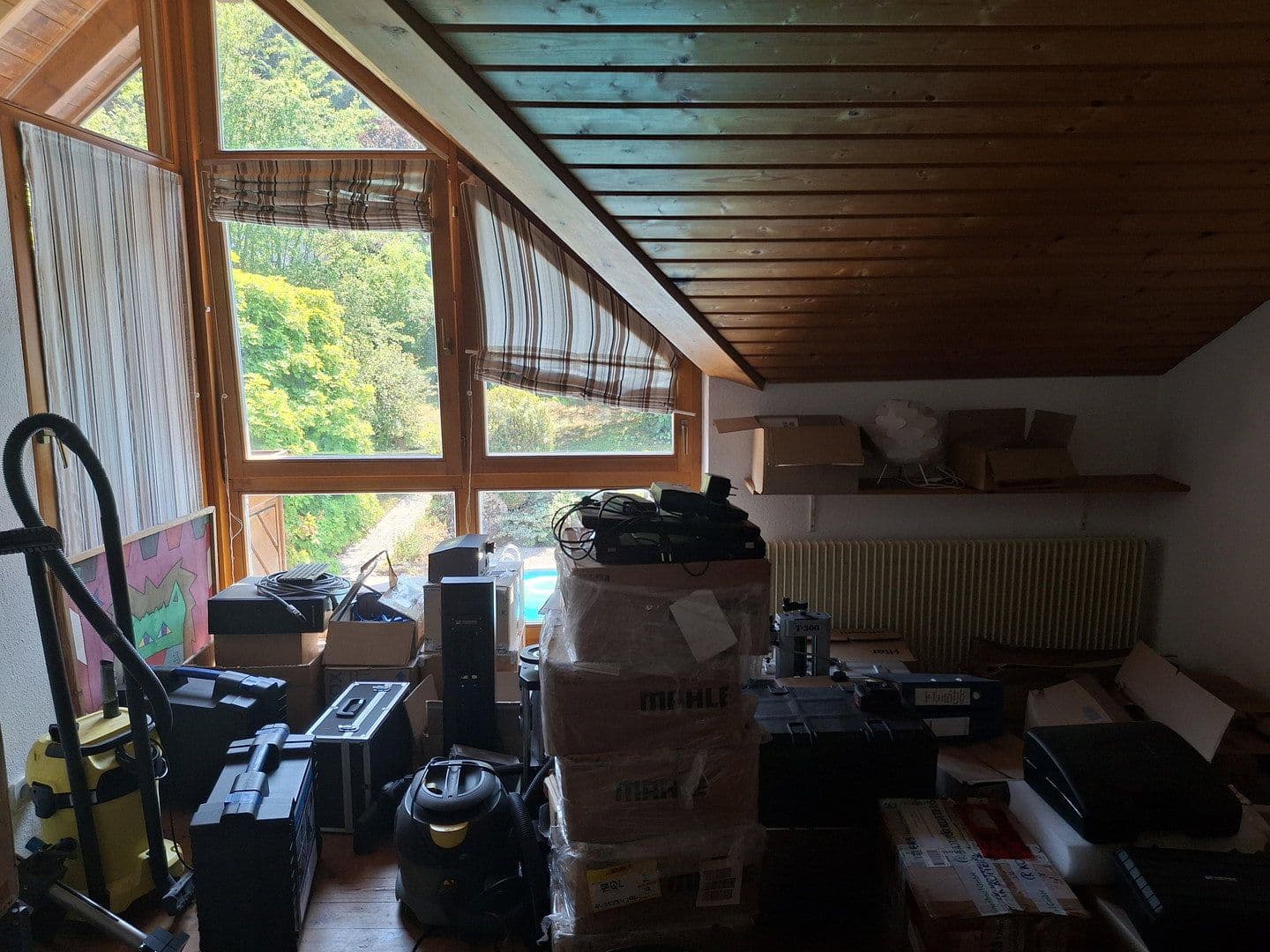 Prodej domu 139 m², pozemek 609 m², Wendelsgrundweg, Tuttlingen, Bádensko-Württembersko Prodej domu 139 m², pozemek 609 m², Wendelsgrundweg, Tuttlingen, Bádensko-Württembersko