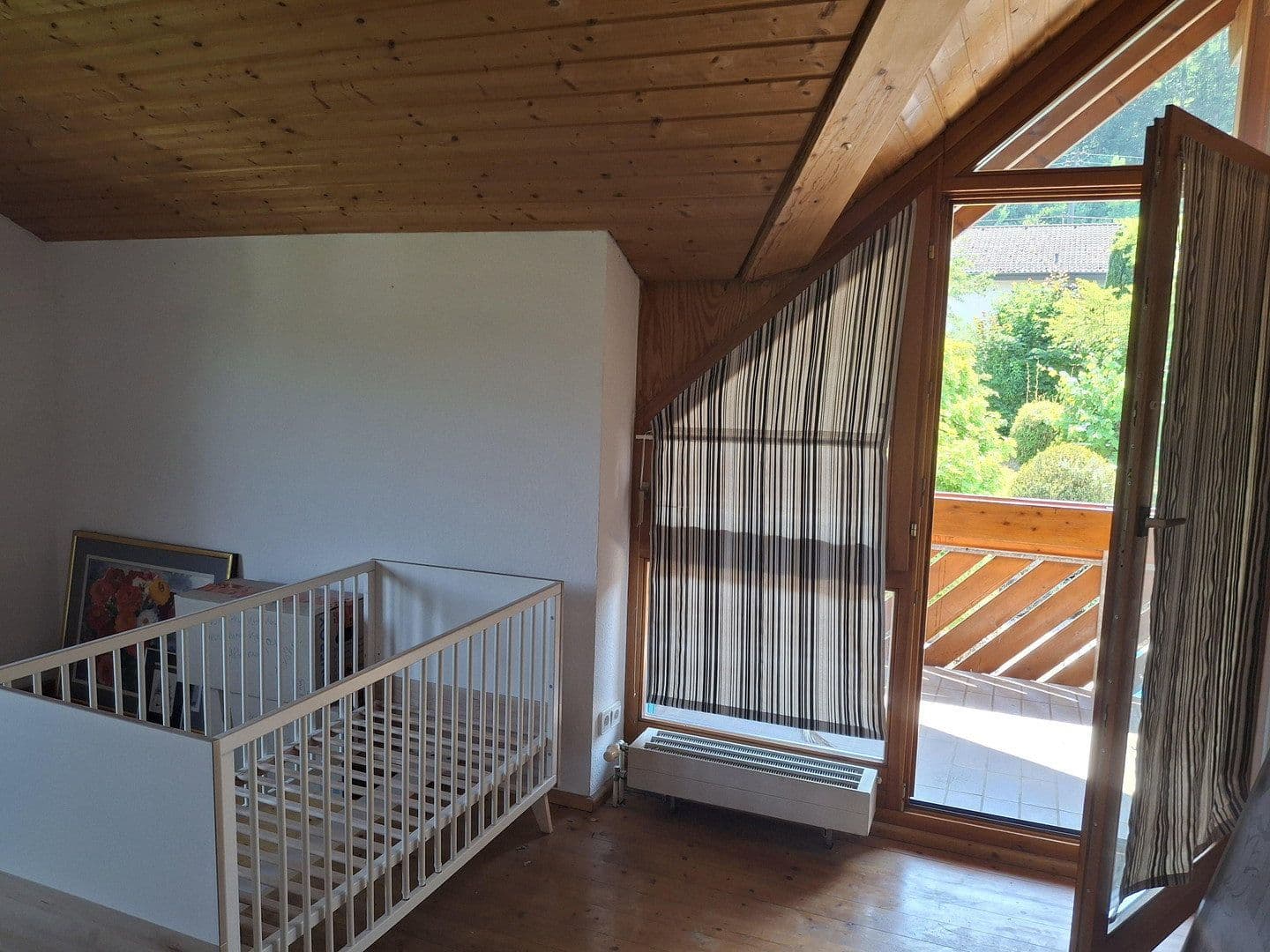 Prodej domu 139 m², pozemek 609 m², Wendelsgrundweg, Tuttlingen, Bádensko-Württembersko Prodej domu 139 m², pozemek 609 m², Wendelsgrundweg, Tuttlingen, Bádensko-Württembersko