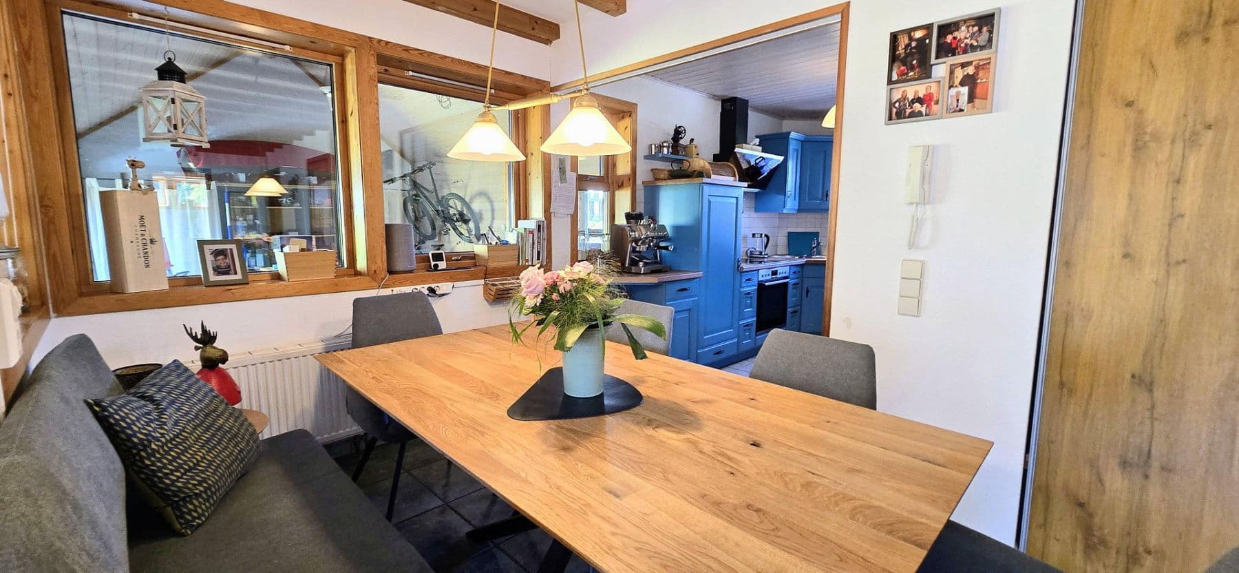 Prodej domu 230 m², pozemek 380 m², Kirchberg an der Murr, Bádensko-Württembersko Prodej domu 230 m², pozemek 380 m², Kirchberg an der Murr, Bádensko-Württembersko