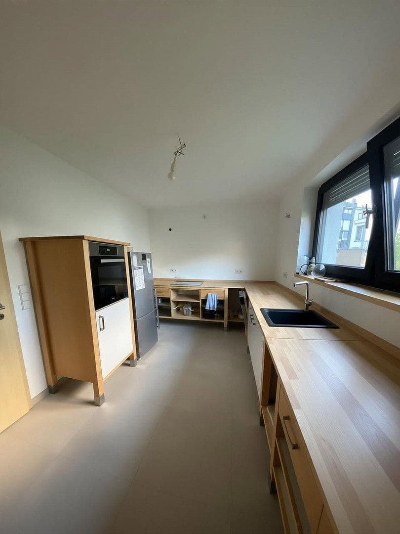 Prodej domu 191 m², pozemek 343 m², Kirchheim am Ries, Bádensko-Württembersko Prodej domu 191 m², pozemek 343 m², Kirchheim am Ries, Bádensko-Württembersko