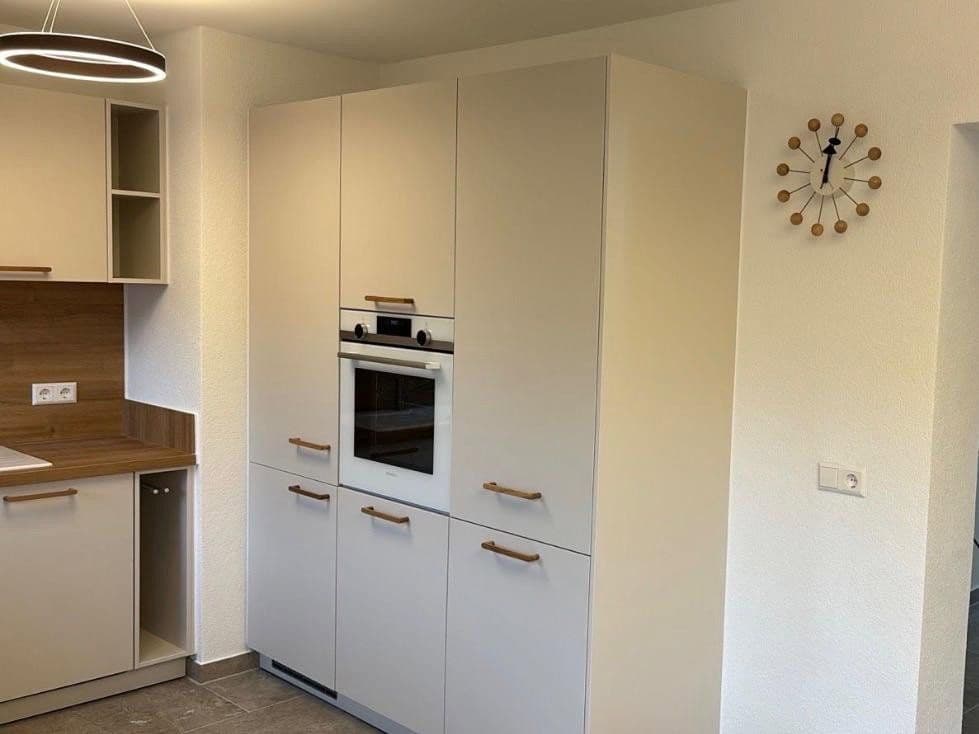 Prodej bytu 3+1 80 m², Wiesholzerstraße 4, Rielasingen-Worblingen, Bádensko-Württembersko Prodej bytu 3+1 80 m², Wiesholzerstraße 4, Rielasingen-Worblingen, Bádensko-Württembersko
