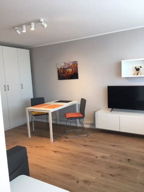 Prodej bytu 1+1 35 m², Wilhelm-Hauff-Strass 22, Augsburg, Bavorsko Prodej bytu 1+1 35 m², Wilhelm-Hauff-Strass 22, Augsburg, Bavorsko