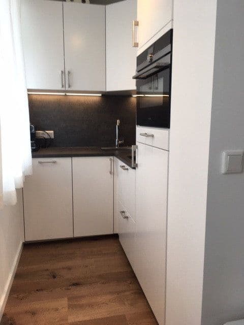 Prodej bytu 1+1 35 m², Wilhelm-Hauff-Strass 22, Augsburg, Bavorsko Prodej bytu 1+1 35 m², Wilhelm-Hauff-Strass 22, Augsburg, Bavorsko