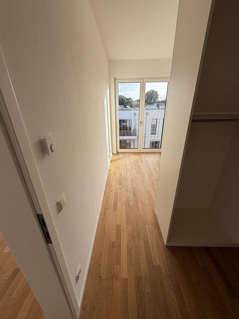 Pronájem bytu 4+1 98 m², Münsterlandstraße 60, Berlin, Berlín Pronájem bytu 4+1 98 m², Münsterlandstraße 60, Berlin, Berlín