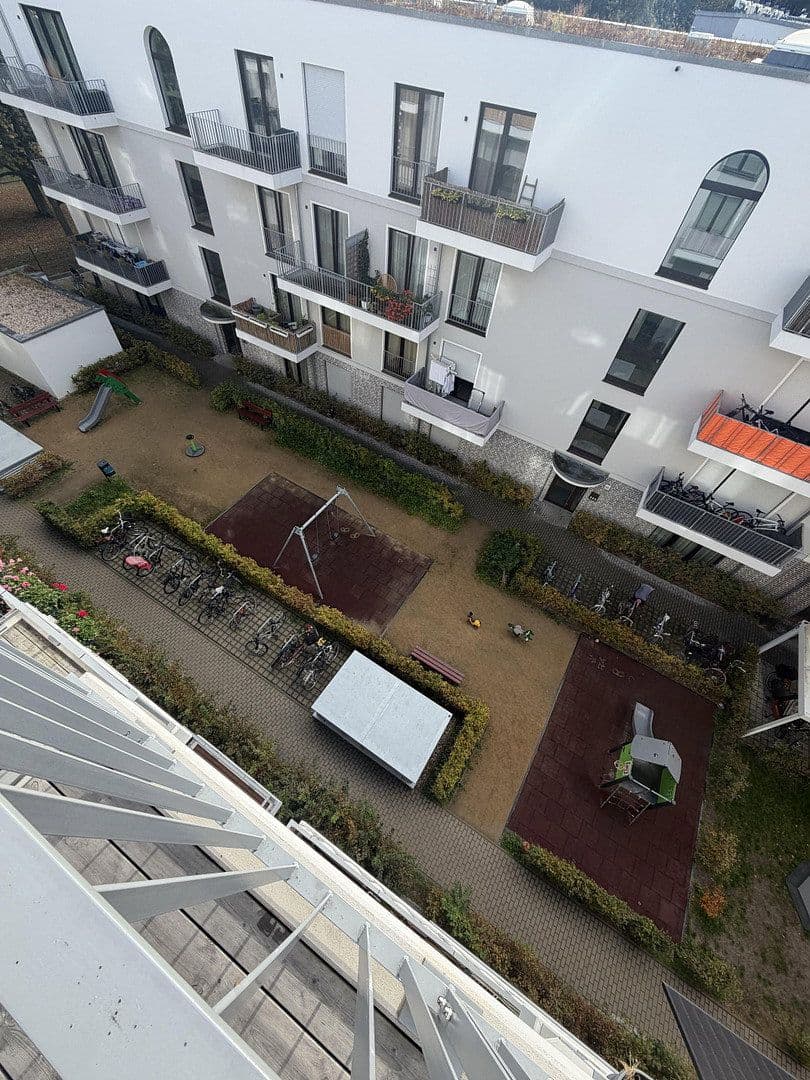 Pronájem bytu 4+1 98 m², Münsterlandstraße 60, Berlin, Berlín Pronájem bytu 4+1 98 m², Münsterlandstraße 60, Berlin, Berlín