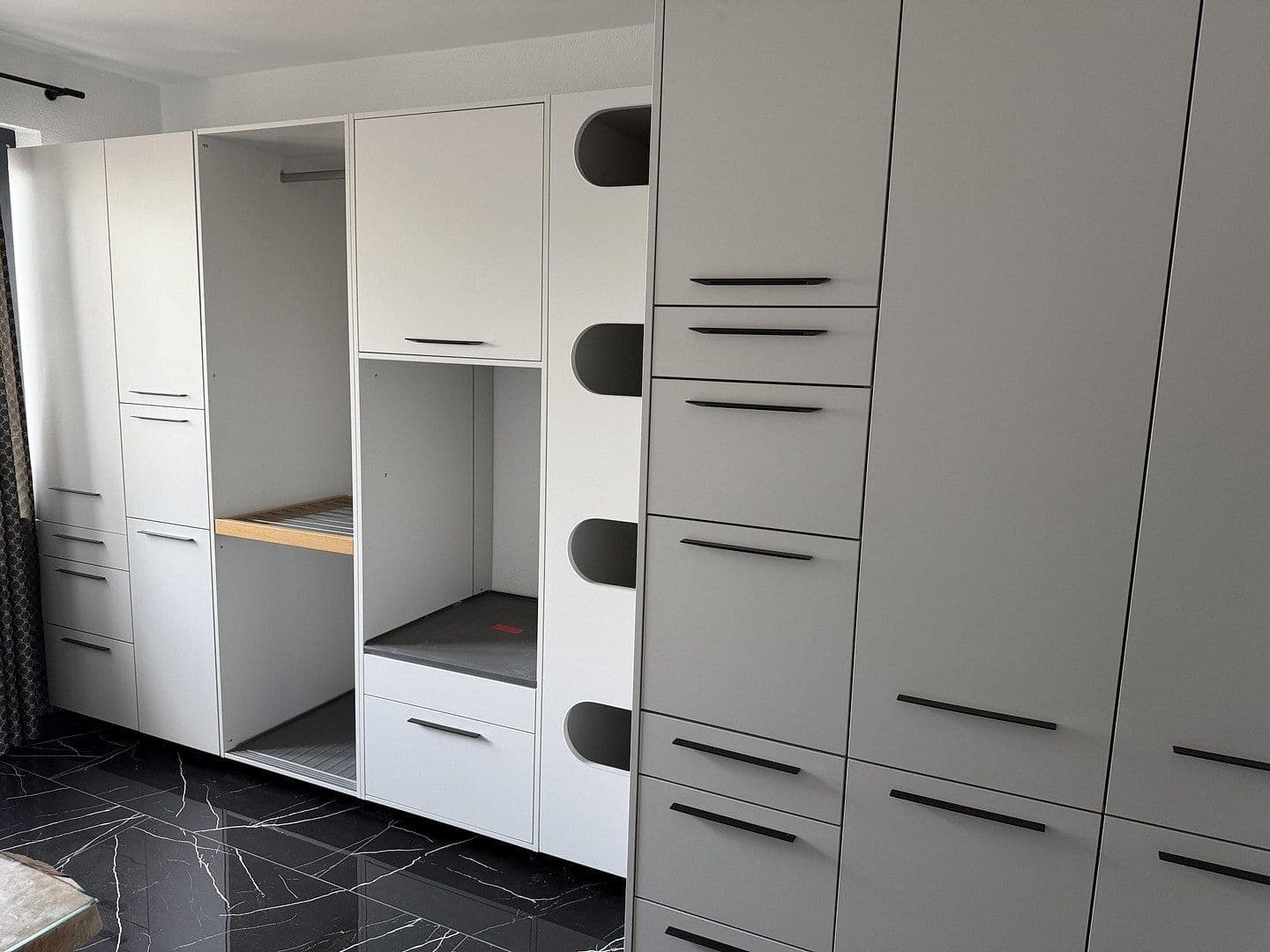 Prodej bytu 4+1 90 m², Berlinerstraße 8, Singen (Hohentwiel), Bádensko-Württembersko Prodej bytu 4+1 90 m², Berlinerstraße 8, Singen (Hohentwiel), Bádensko-Württembersko