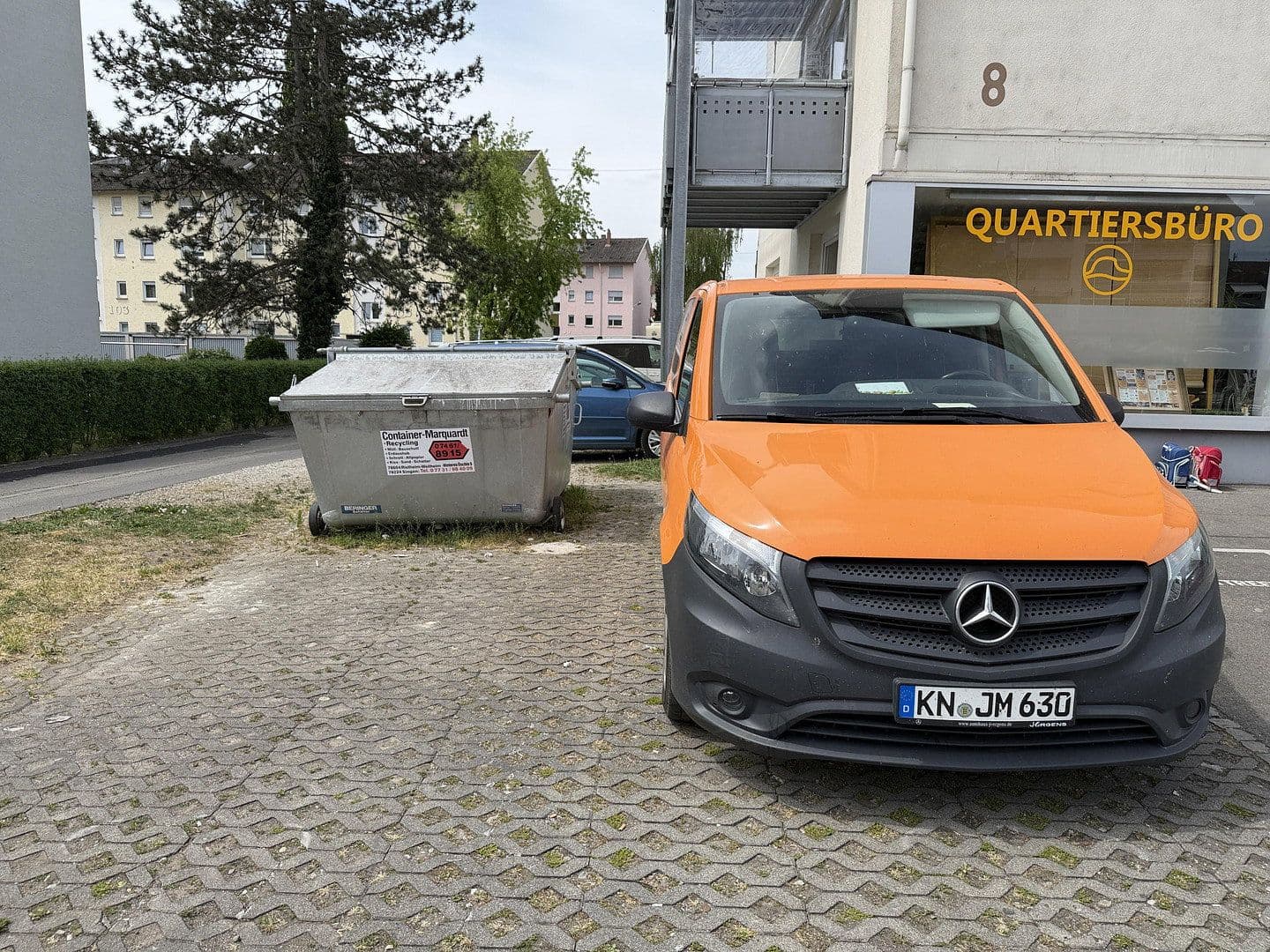 Prodej bytu 4+1 90 m², Berlinerstraße 8, Singen (Hohentwiel), Bádensko-Württembersko Prodej bytu 4+1 90 m², Berlinerstraße 8, Singen (Hohentwiel), Bádensko-Württembersko