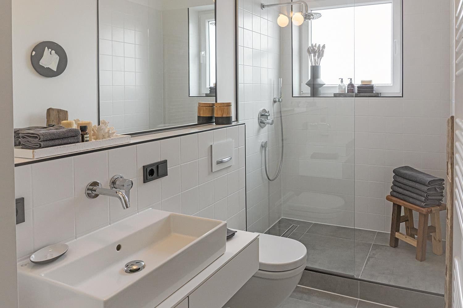 Pronájem bytu 3+1 71 m², Aachenerstrasse 157, Düsseldorf, Severní Porýní-Vestfálsko Pronájem bytu 3+1 71 m², Aachenerstrasse 157, Düsseldorf, Severní Porýní-Vestfálsko