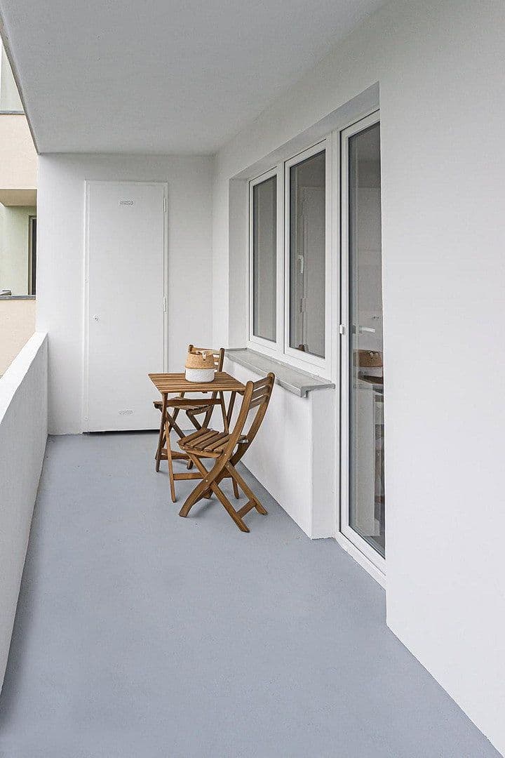 Pronájem bytu 3+1 71 m², Aachenerstrasse 157, Düsseldorf, Severní Porýní-Vestfálsko Pronájem bytu 3+1 71 m², Aachenerstrasse 157, Düsseldorf, Severní Porýní-Vestfálsko