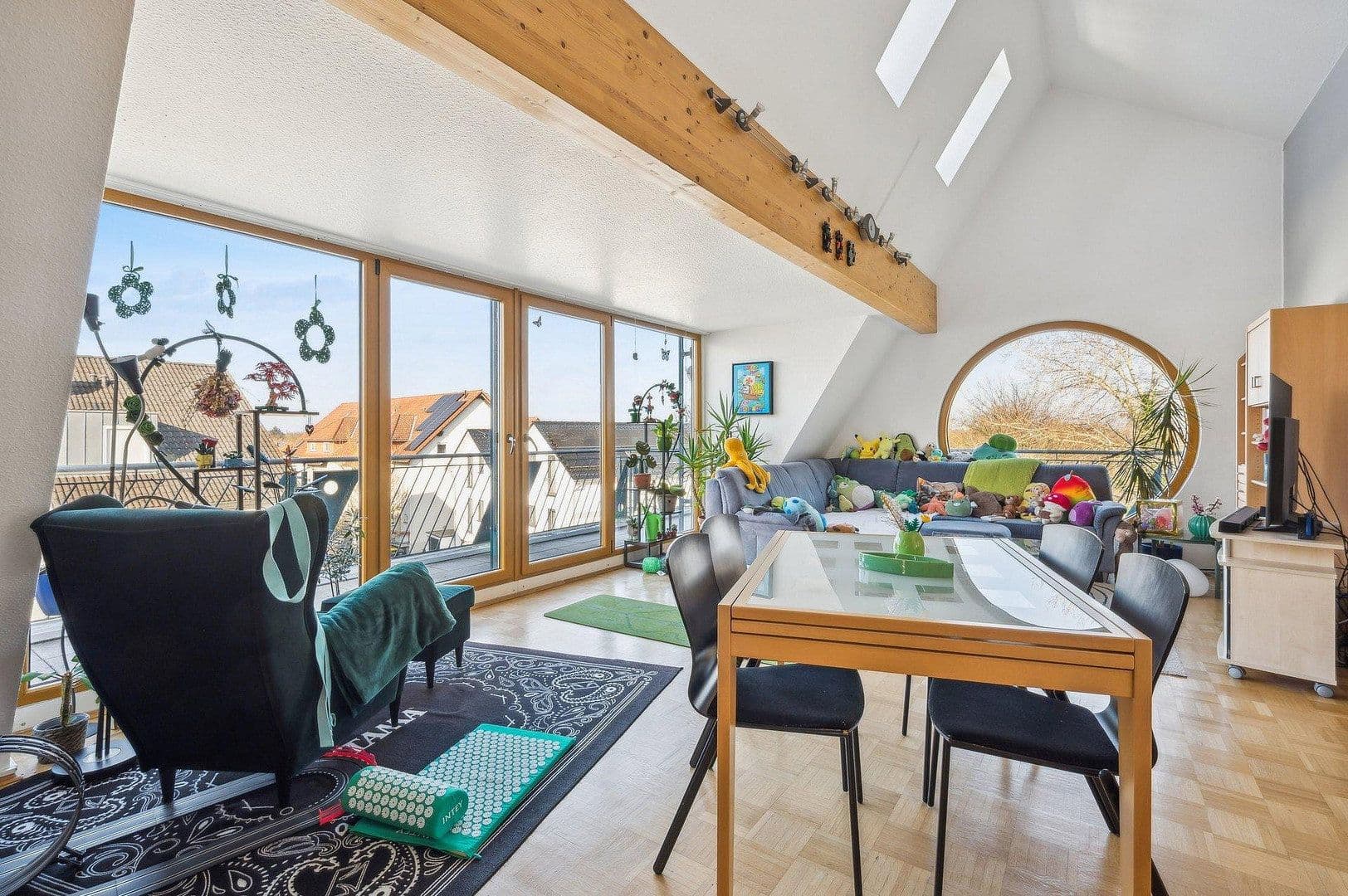 Prodej domu 431 m², pozemek 529 m², In der Höll 9, Friedberg (Hessen), Hessen Prodej domu 431 m², pozemek 529 m², In der Höll 9, Friedberg (Hessen), Hessen