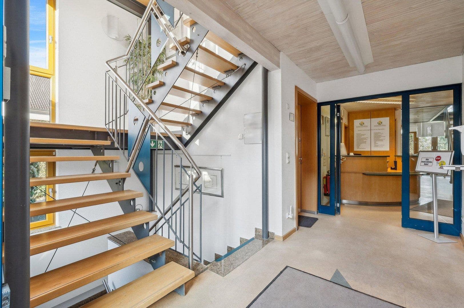 Prodej domu 431 m², pozemek 529 m², In der Höll 9, Friedberg (Hessen), Hessen Prodej domu 431 m², pozemek 529 m², In der Höll 9, Friedberg (Hessen), Hessen
