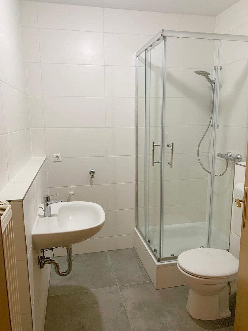 Pronájem bytu 2+1 55 m², Georg-Schumann-Str. 201, Leipzig, Sasko Pronájem bytu 2+1 55 m², Georg-Schumann-Str. 201, Leipzig, Sasko