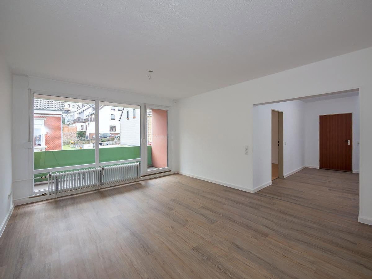 Pronájem bytu 3+1 85 m², Hohenzollernstraße 9, Friedrichsthal, Země Sársko Pronájem bytu 3+1 85 m², Hohenzollernstraße 9, Friedrichsthal, Země Sársko