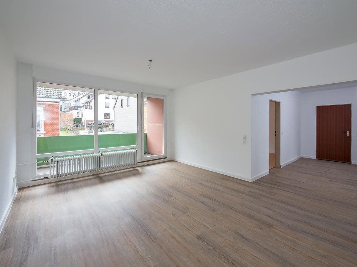 Pronájem bytu 3+1 85 m², Hohenzollernstraße 9, Friedrichsthal, Země Sársko Pronájem bytu 3+1 85 m², Hohenzollernstraße 9, Friedrichsthal, Země Sársko