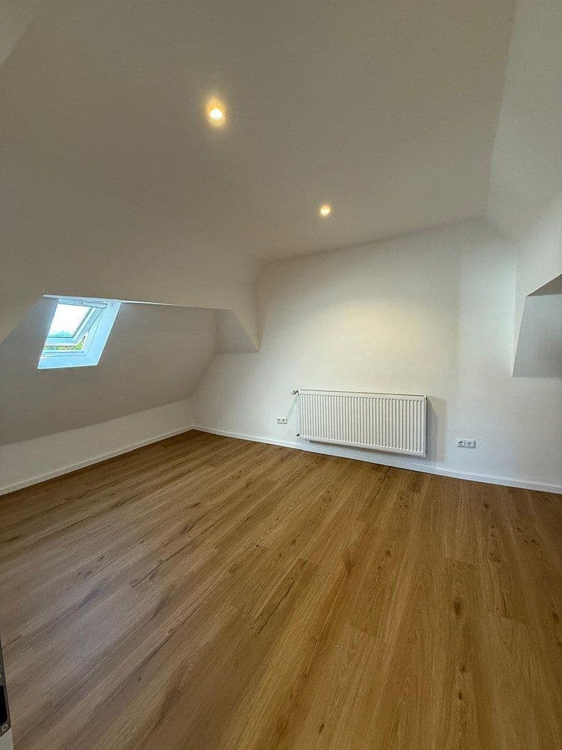 Pronájem bytu 5+1 123 m², Reinheim, Hessen Pronájem bytu 5+1 123 m², Reinheim, Hessen