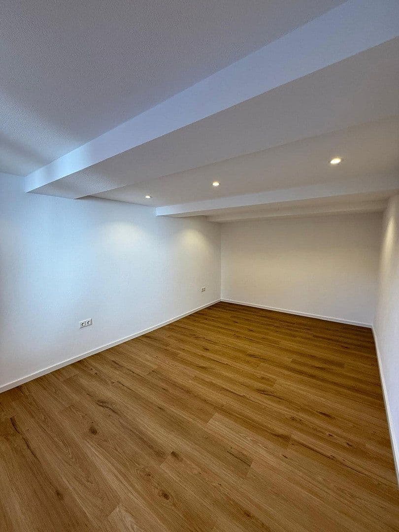 Pronájem bytu 5+1 123 m², Reinheim, Hessen Pronájem bytu 5+1 123 m², Reinheim, Hessen