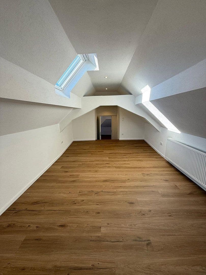Pronájem bytu 5+1 123 m², Reinheim, Hessen Pronájem bytu 5+1 123 m², Reinheim, Hessen
