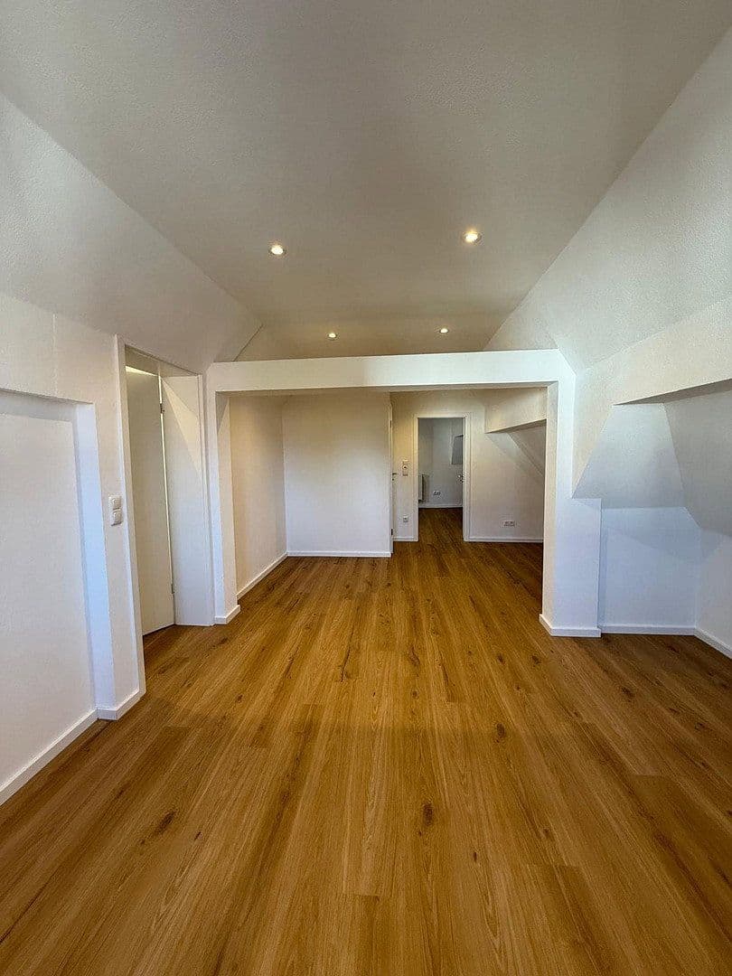 Pronájem bytu 5+1 123 m², Reinheim, Hessen Pronájem bytu 5+1 123 m², Reinheim, Hessen