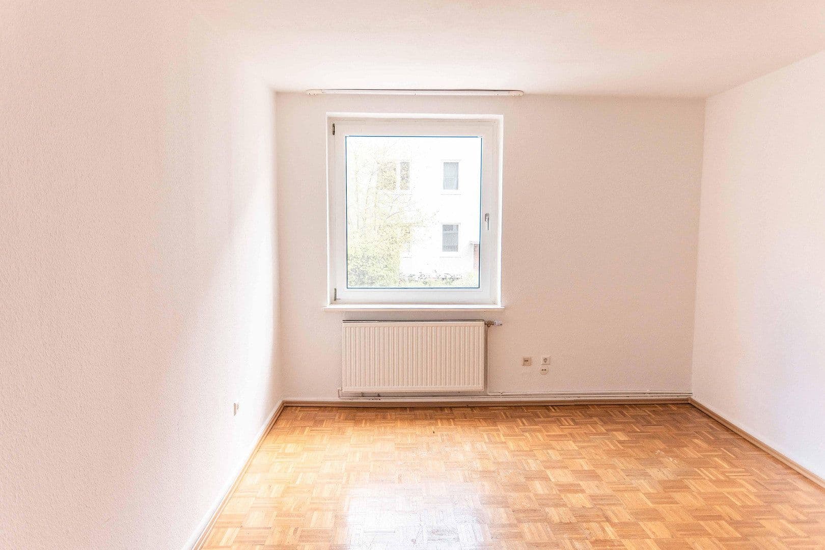 Prodej bytu 2+1 72 m², Roonstraße 24, Hannover, Dolní Sasko Prodej bytu 2+1 72 m², Roonstraße 24, Hannover, Dolní Sasko