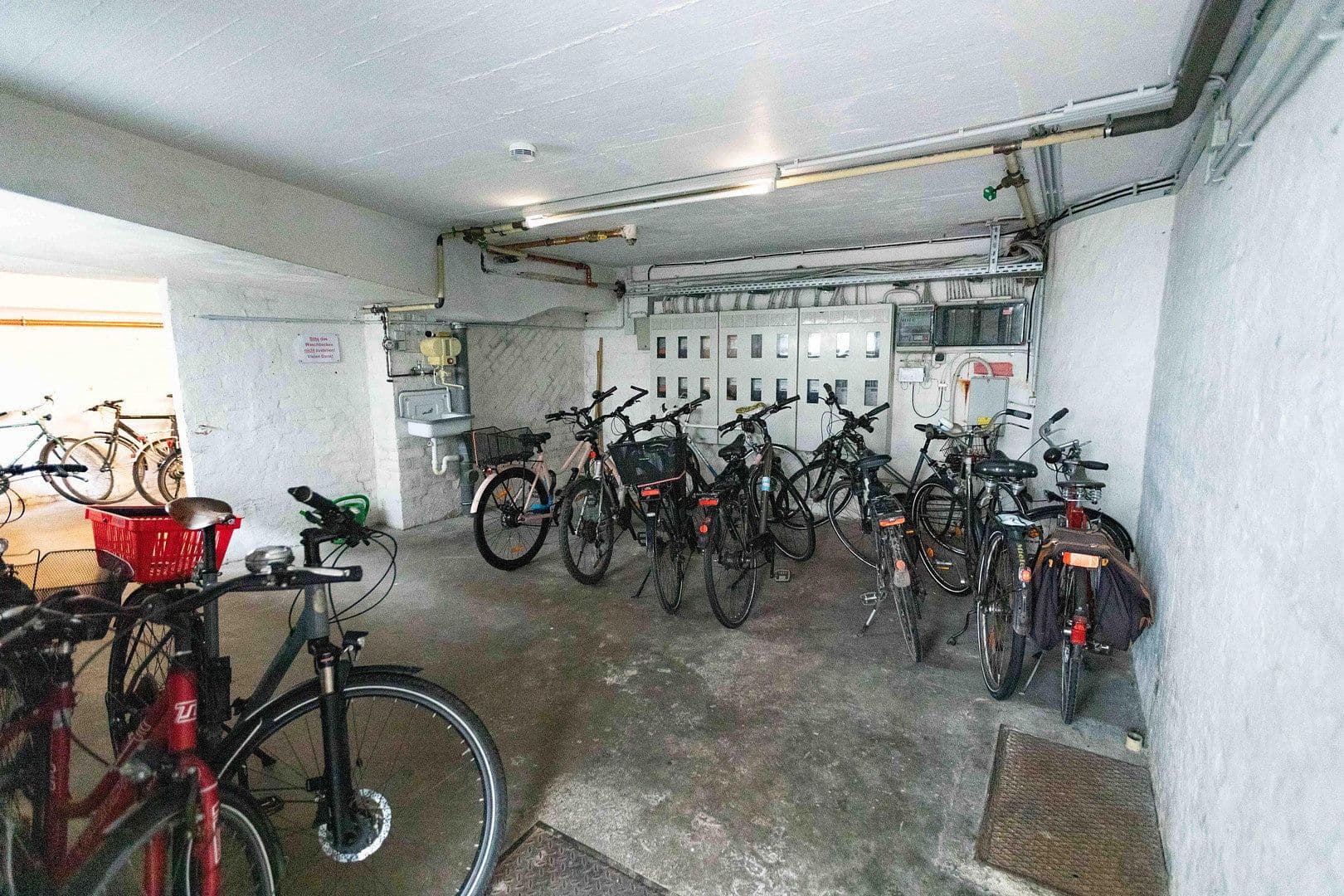 Prodej bytu 2+1 72 m², Roonstraße 24, Hannover, Dolní Sasko Prodej bytu 2+1 72 m², Roonstraße 24, Hannover, Dolní Sasko