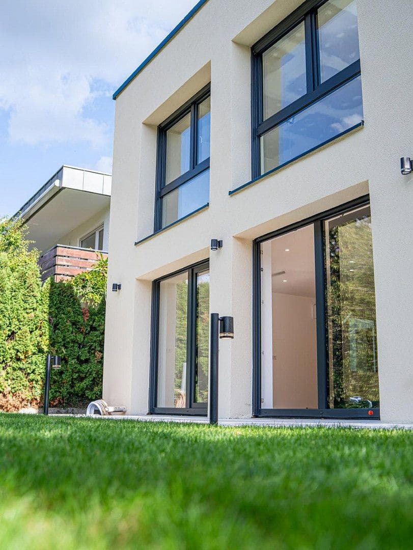 Prodej bytu 4+kk 120 m², Saarbrücken, Země Sársko Prodej bytu 4+kk 120 m², Saarbrücken, Země Sársko