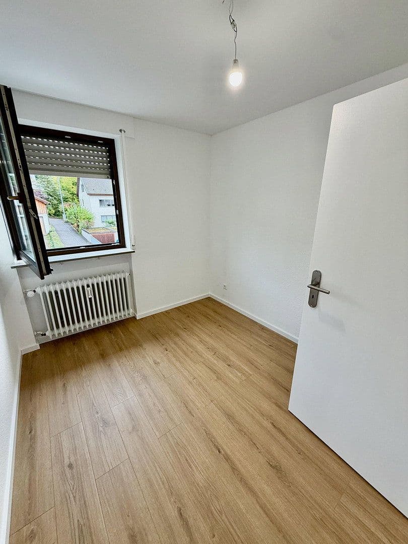 Pronájem bytu 4+1 82 m², Plüderhausen, Bádensko-Württembersko Pronájem bytu 4+1 82 m², Plüderhausen, Bádensko-Württembersko