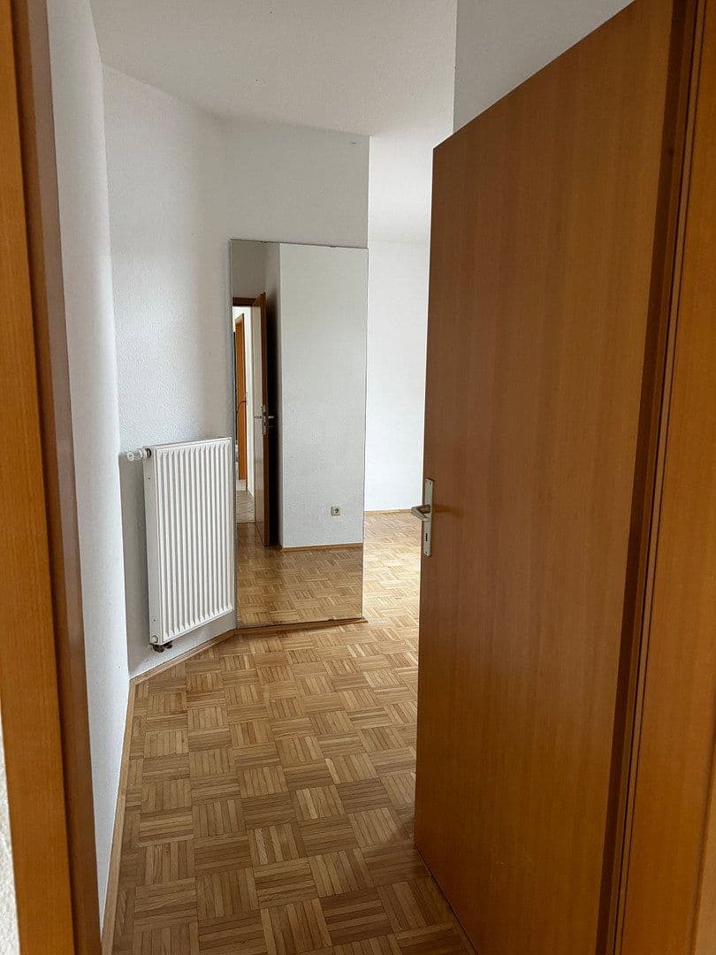 Pronájem bytu 4+1 143 m², Burggrumbacher Str. 4, Unterpleichfeld, Bavorsko Pronájem bytu 4+1 143 m², Burggrumbacher Str. 4, Unterpleichfeld, Bavorsko