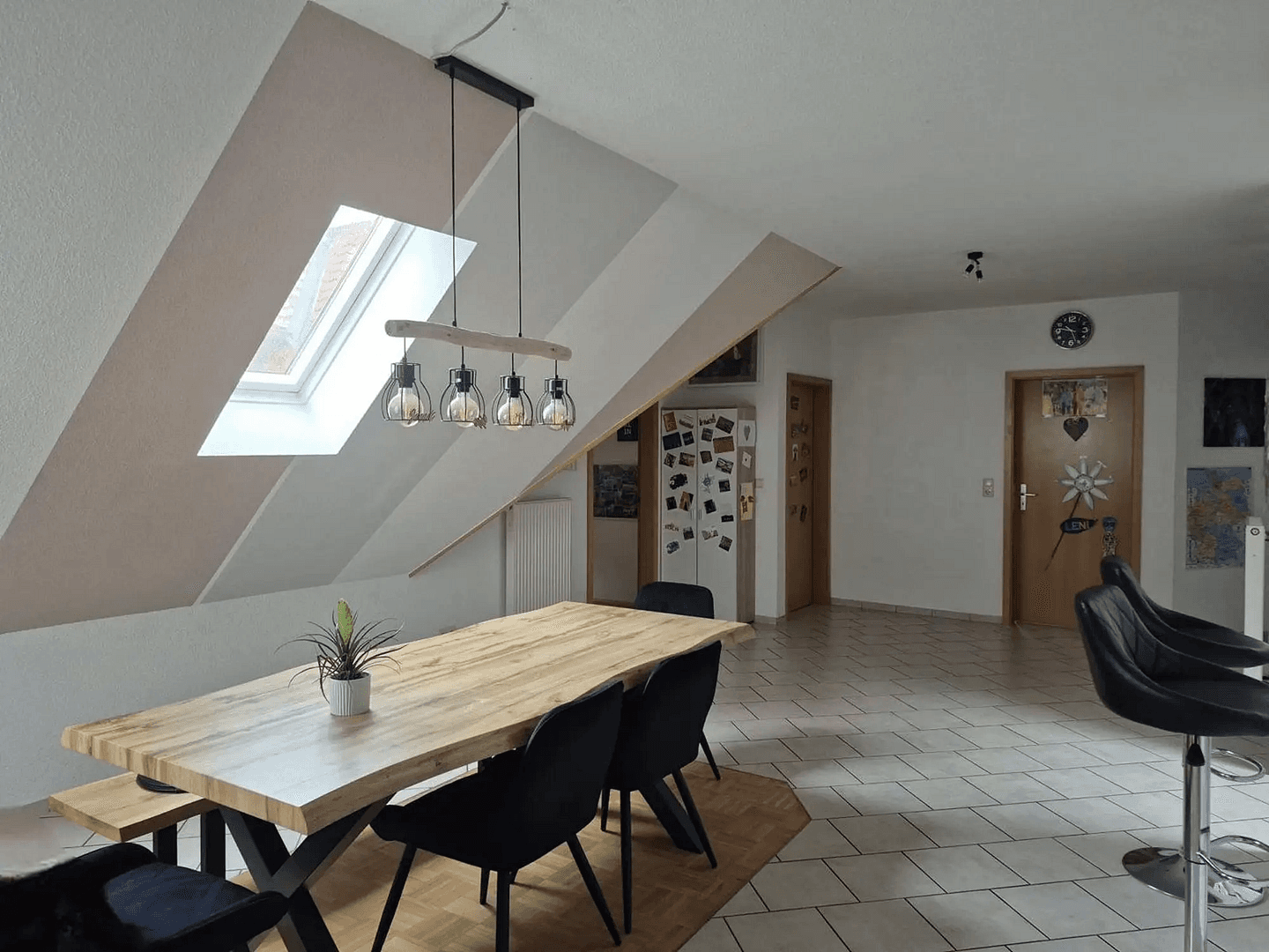 Pronájem bytu 4+1 143 m², Burggrumbacher Str. 4, Unterpleichfeld, Bavorsko Pronájem bytu 4+1 143 m², Burggrumbacher Str. 4, Unterpleichfeld, Bavorsko