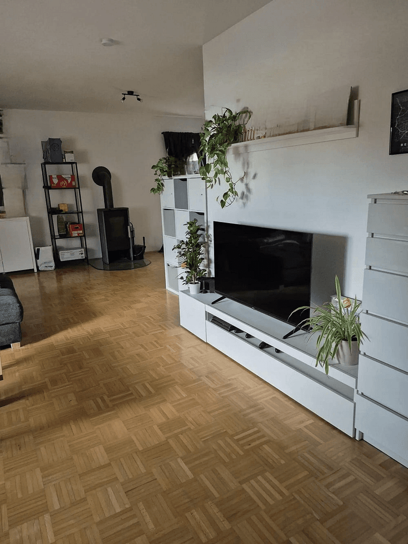 Pronájem bytu 4+1 143 m², Burggrumbacher Str. 4, Unterpleichfeld, Bavorsko Pronájem bytu 4+1 143 m², Burggrumbacher Str. 4, Unterpleichfeld, Bavorsko