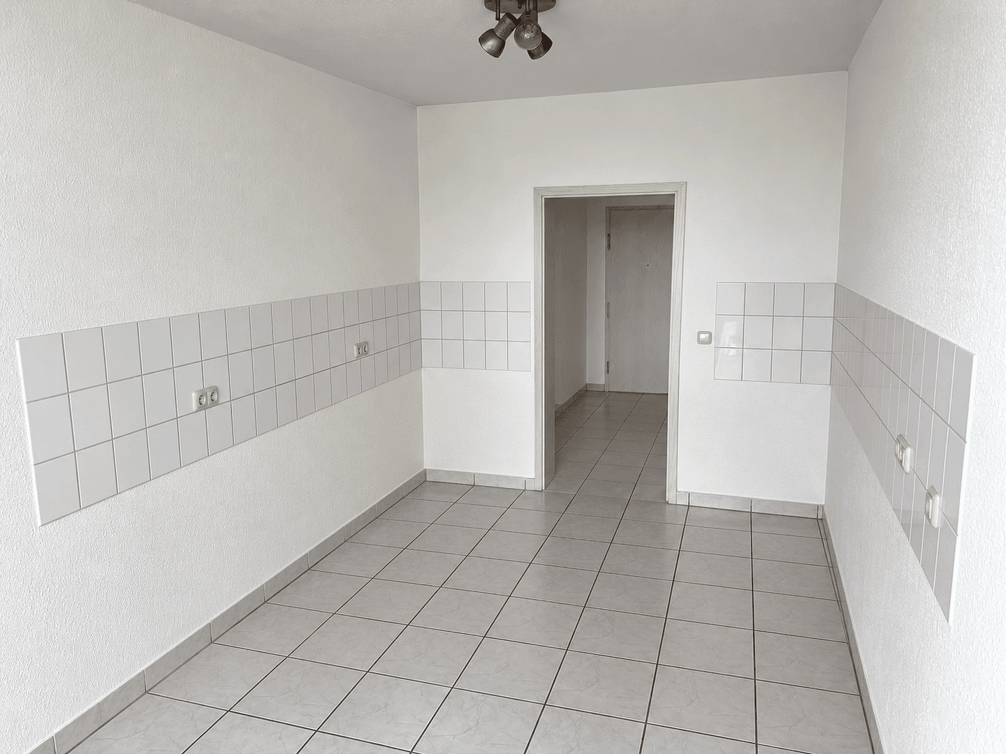 Pronájem bytu 2+1 75 m², Wächtersbach, Hessen Pronájem bytu 2+1 75 m², Wächtersbach, Hessen