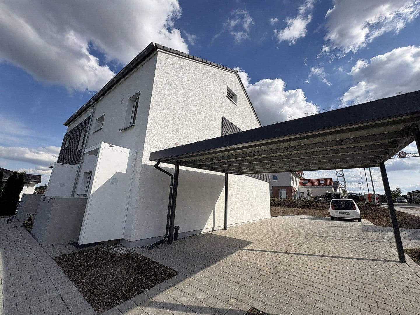 Pronájem domu 138 m², pozemek 350 m², Altomünster, Bavorsko Pronájem domu 138 m², pozemek 350 m², Altomünster, Bavorsko