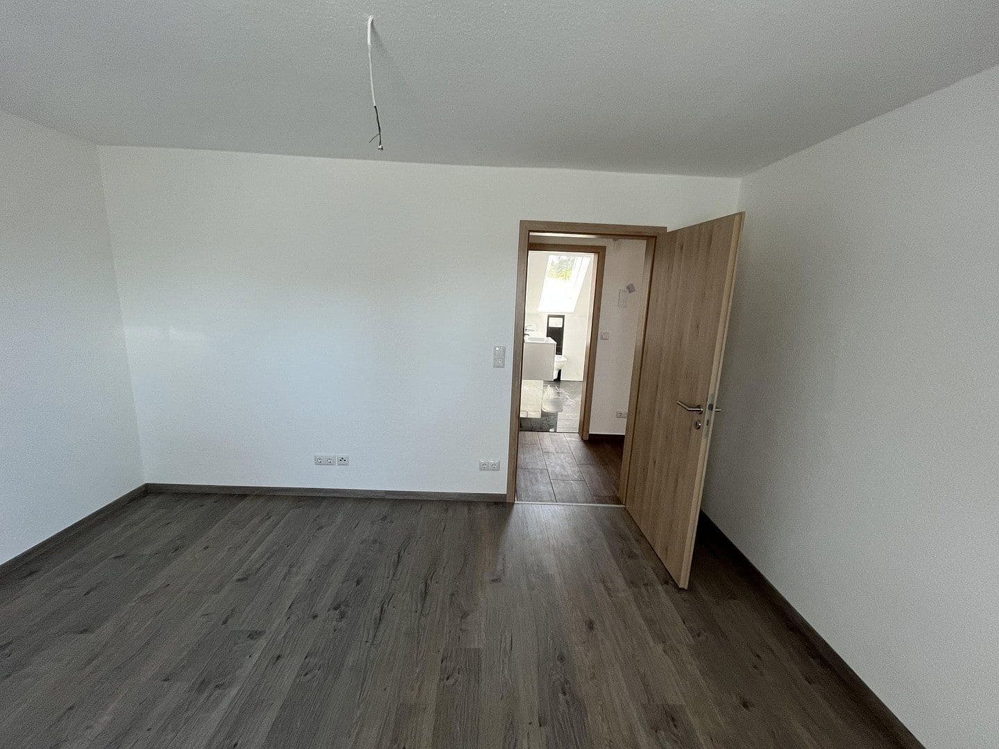 Pronájem bytu 3+1 50 m², Loheweg 2, Erlangen - Dechsendorf, Bavorsko Pronájem bytu 3+1 50 m², Loheweg 2, Erlangen - Dechsendorf, Bavorsko