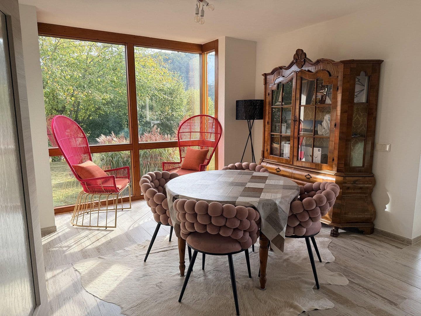 Prodej domu 125 m², pozemek 840 m², Lonnerstadt, Bavorsko Prodej domu 125 m², pozemek 840 m², Lonnerstadt, Bavorsko
