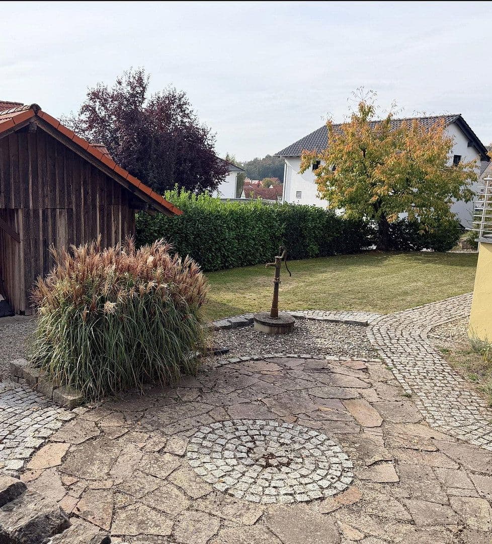 Prodej domu 125 m², pozemek 840 m², Lonnerstadt, Bavorsko Prodej domu 125 m², pozemek 840 m², Lonnerstadt, Bavorsko