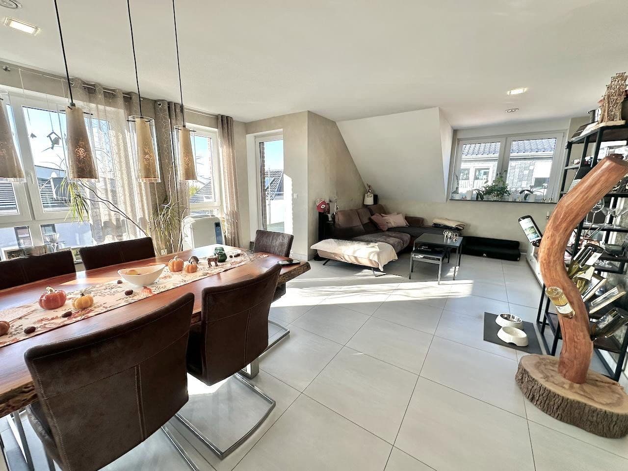 Pronájem bytu 4+1 126 m², Glückaufstraße 2D, Sarstedt, Dolní Sasko Pronájem bytu 4+1 126 m², Glückaufstraße 2D, Sarstedt, Dolní Sasko
