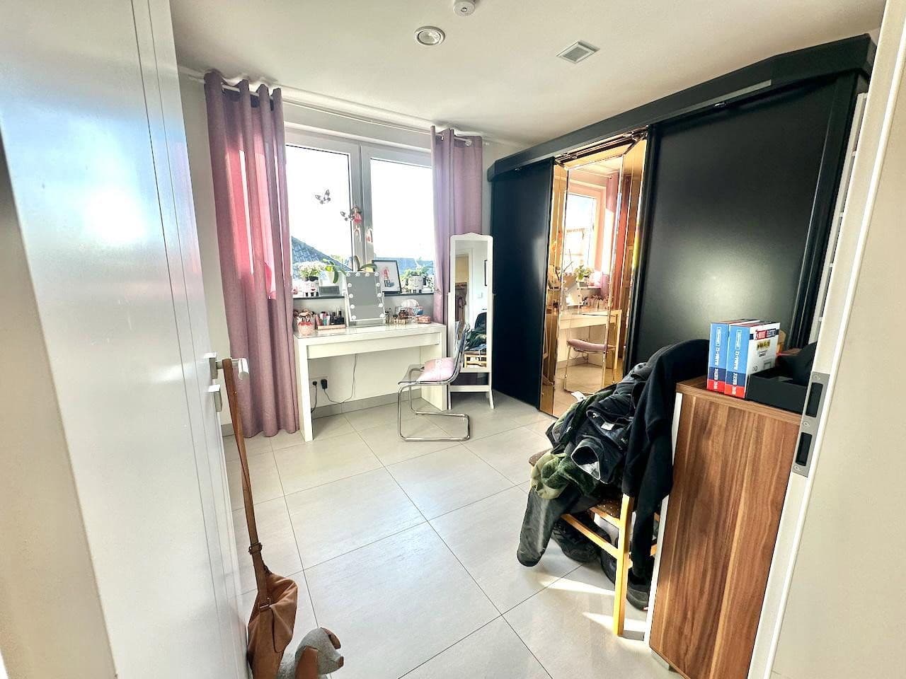 Pronájem bytu 4+1 126 m², Glückaufstraße 2D, Sarstedt, Dolní Sasko Pronájem bytu 4+1 126 m², Glückaufstraße 2D, Sarstedt, Dolní Sasko