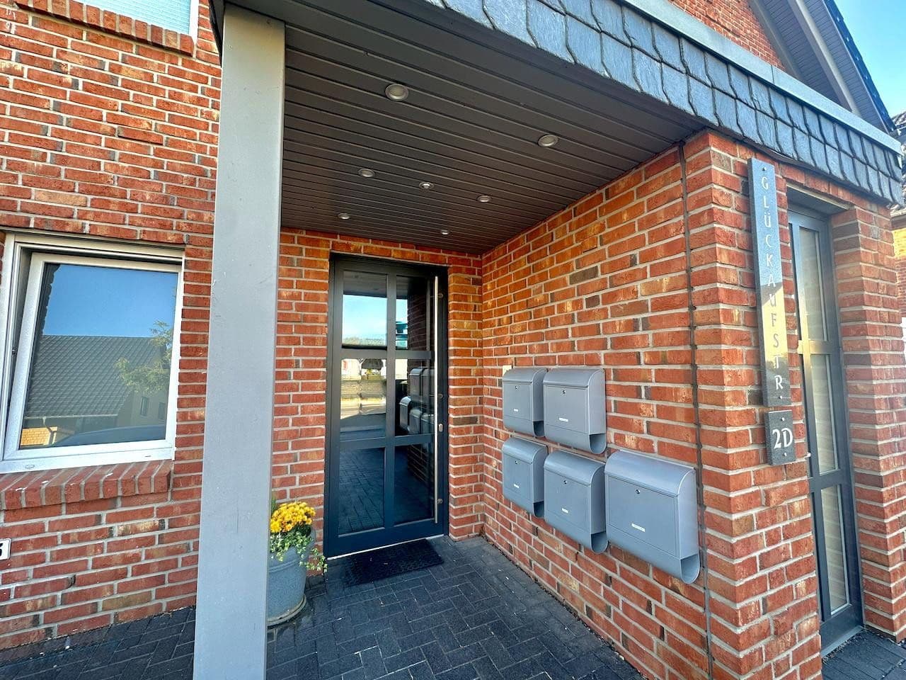 Pronájem bytu 4+1 126 m², Glückaufstraße 2D, Sarstedt, Dolní Sasko Pronájem bytu 4+1 126 m², Glückaufstraße 2D, Sarstedt, Dolní Sasko