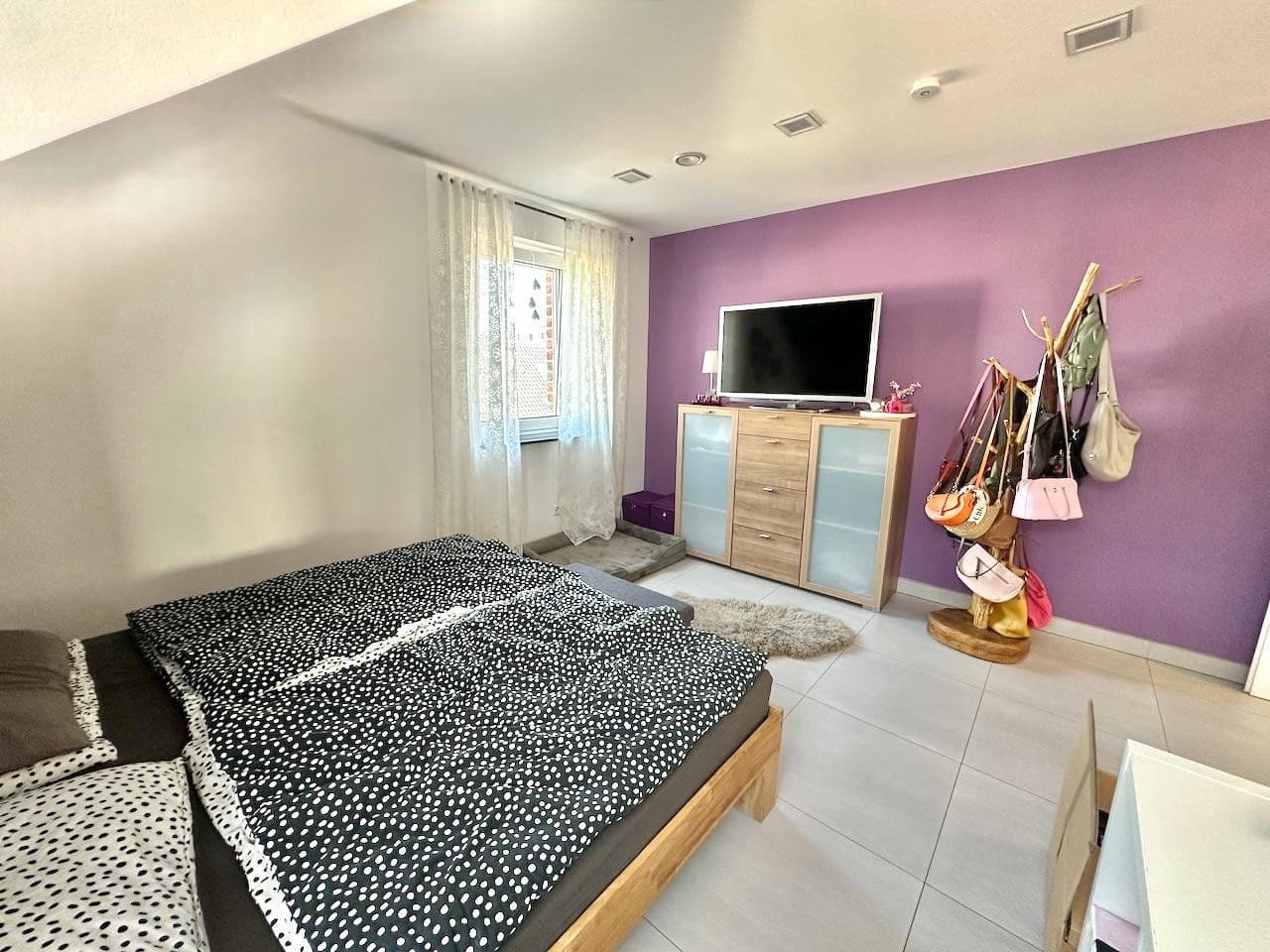 Pronájem bytu 4+1 126 m², Glückaufstraße 2D, Sarstedt, Dolní Sasko Pronájem bytu 4+1 126 m², Glückaufstraße 2D, Sarstedt, Dolní Sasko