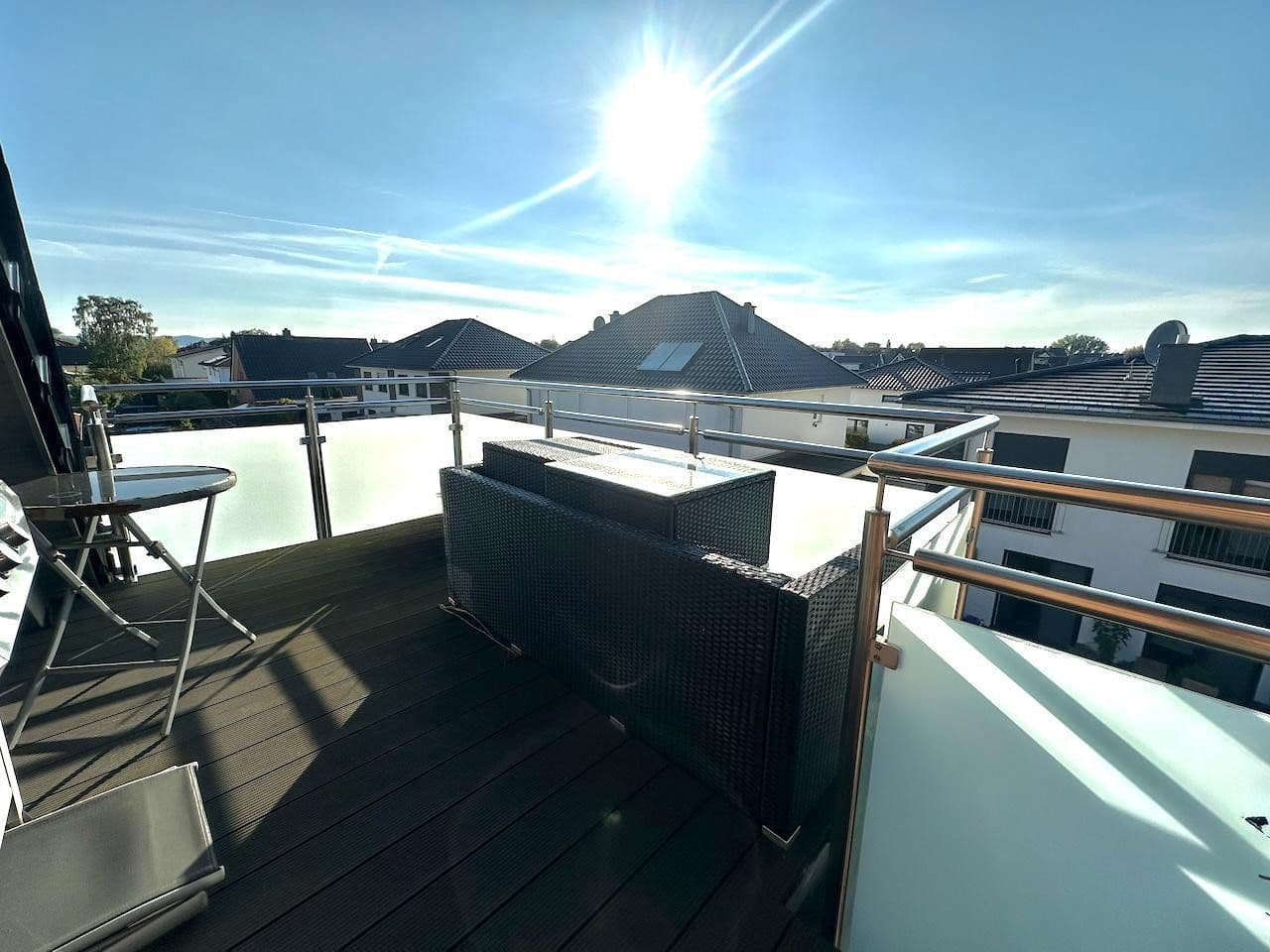 Pronájem bytu 4+1 126 m², Glückaufstraße 2D, Sarstedt, Dolní Sasko Pronájem bytu 4+1 126 m², Glückaufstraße 2D, Sarstedt, Dolní Sasko