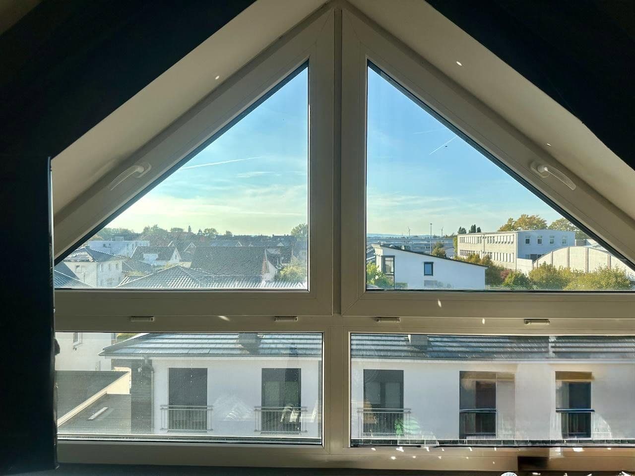 Pronájem bytu 4+1 126 m², Glückaufstraße 2D, Sarstedt, Dolní Sasko Pronájem bytu 4+1 126 m², Glückaufstraße 2D, Sarstedt, Dolní Sasko