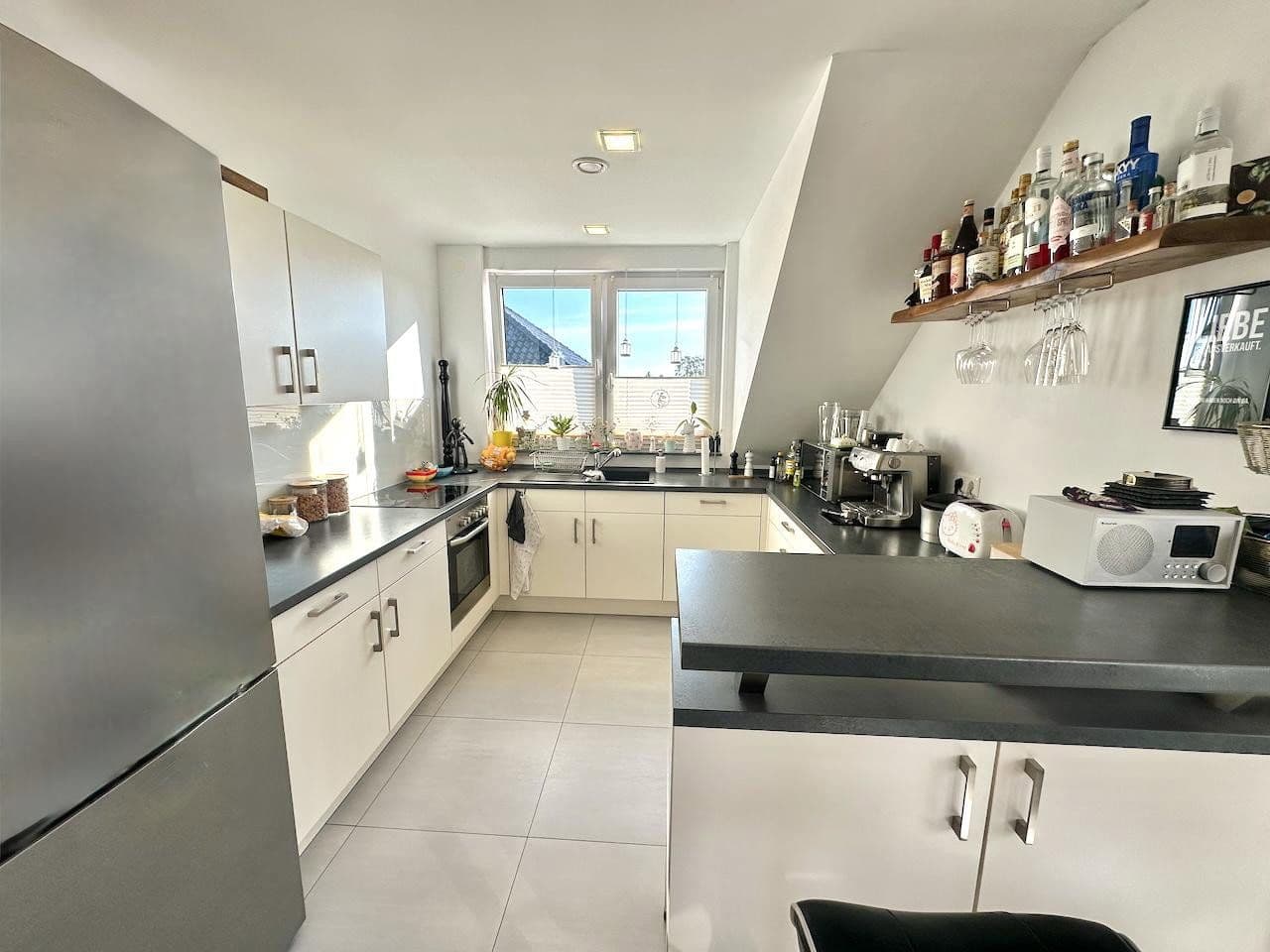 Pronájem bytu 4+1 126 m², Glückaufstraße 2D, Sarstedt, Dolní Sasko Pronájem bytu 4+1 126 m², Glückaufstraße 2D, Sarstedt, Dolní Sasko