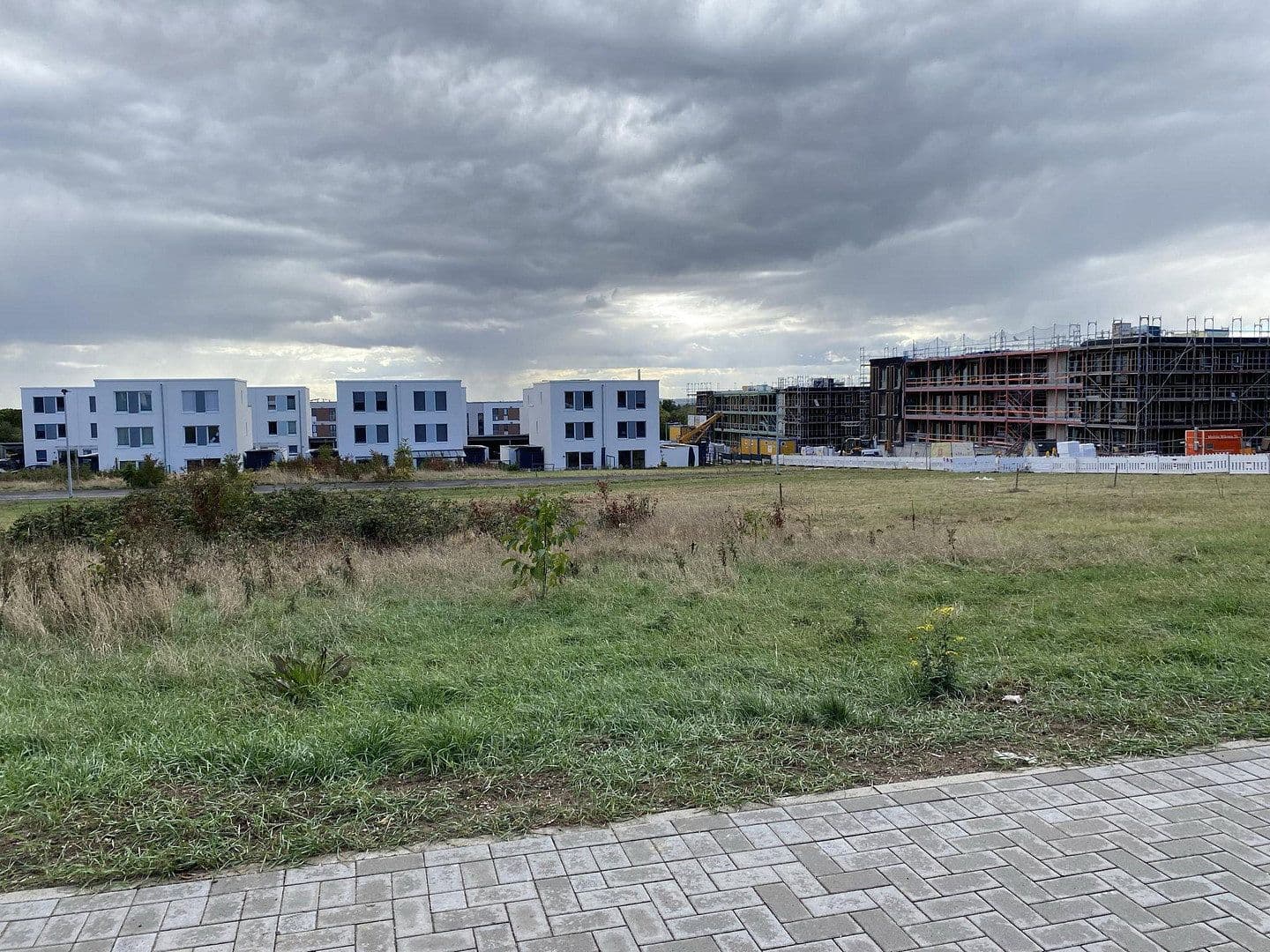 Prodej pozemku 278 m², Renettenring 9 / 11, Wiesbaden, Hessen Prodej pozemku 278 m², Renettenring 9 / 11, Wiesbaden, Hessen