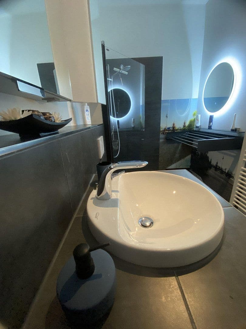Prodej bytu 1+1 36 m², Berlin, Berlín Prodej bytu 1+1 36 m², Berlin, Berlín