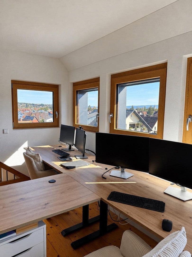 Pronájem bytu 3+1 110 m², Forchheim, Bavorsko Pronájem bytu 3+1 110 m², Forchheim, Bavorsko
