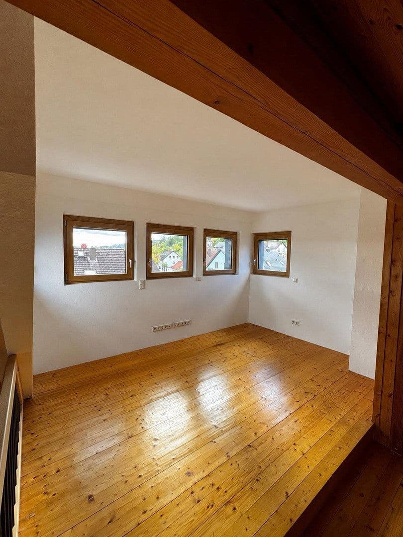 Pronájem bytu 3+1 110 m², Forchheim, Bavorsko Pronájem bytu 3+1 110 m², Forchheim, Bavorsko
