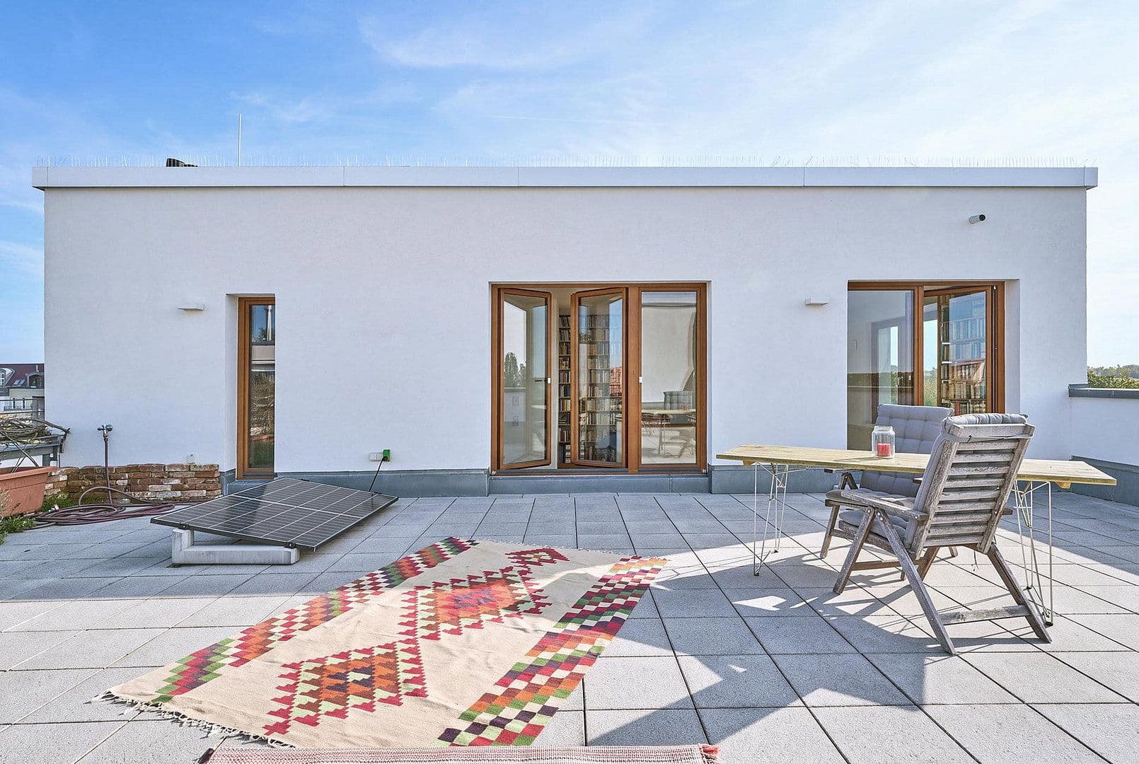 Prodej bytu 6+1 180 m², Berlin, Berlín Prodej bytu 6+1 180 m², Berlin, Berlín