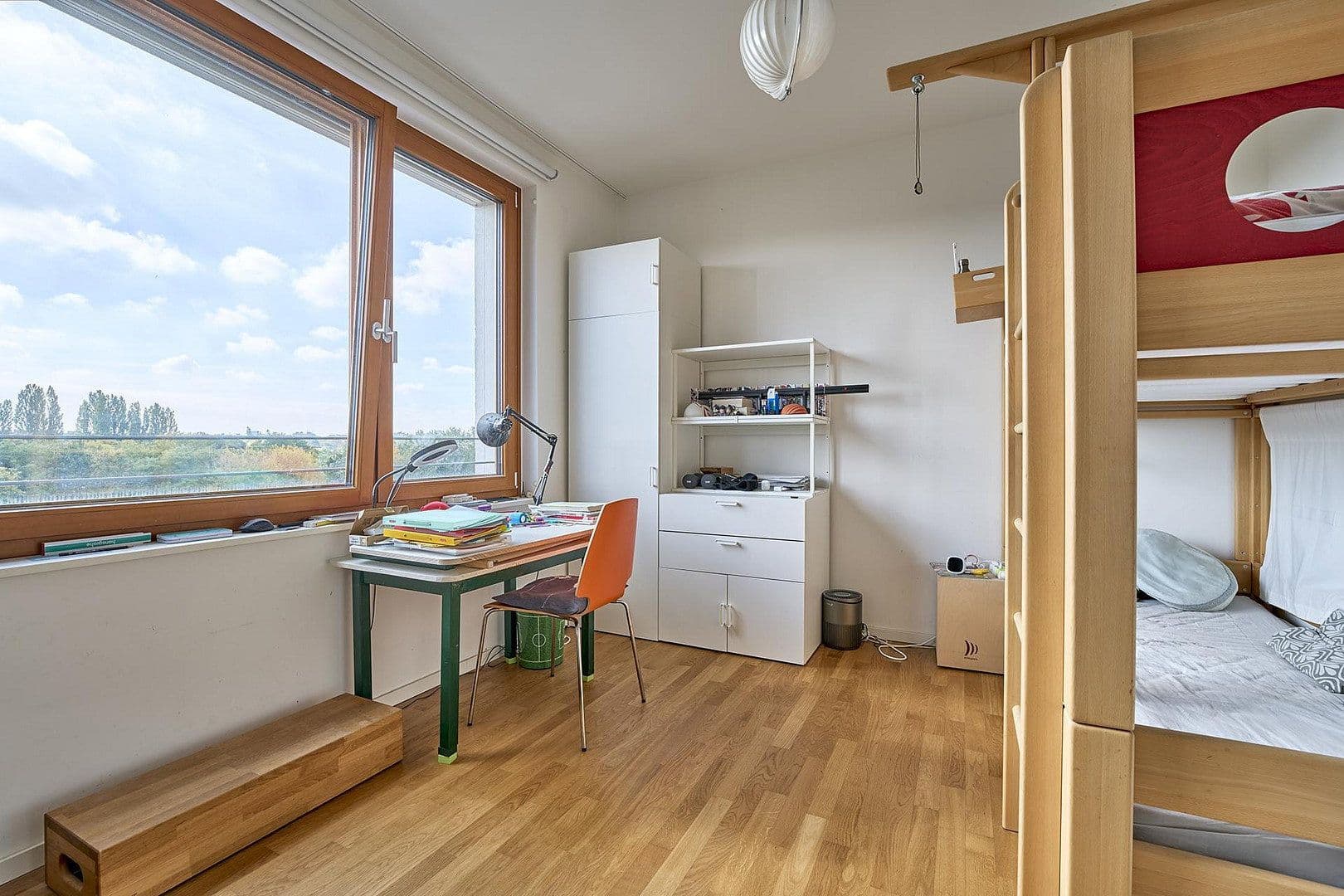 Prodej bytu 6+1 180 m², Berlin, Berlín Prodej bytu 6+1 180 m², Berlin, Berlín