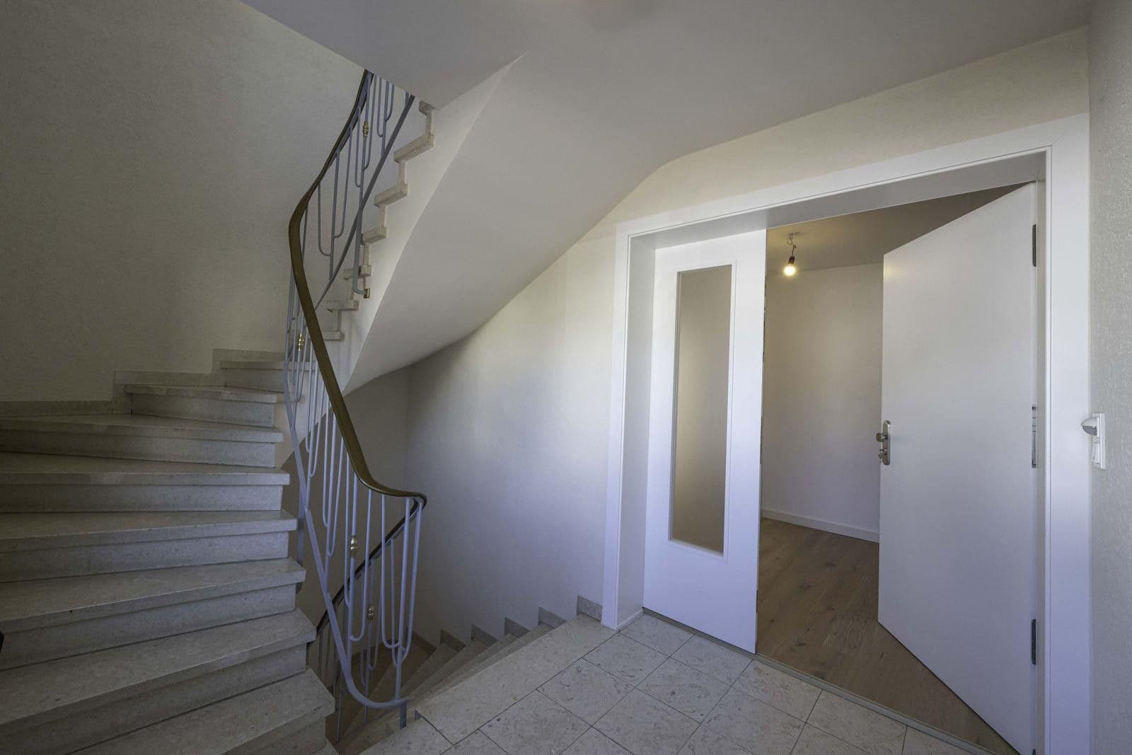 Prodej bytu 4+1 120 m², Bernkastel-Kues, Porýní-Falc Prodej bytu 4+1 120 m², Bernkastel-Kues, Porýní-Falc