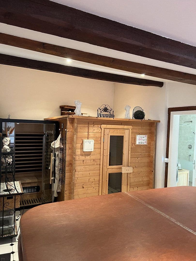 Prodej domu 342 m², pozemek 832 m², Hungen, Hessen Prodej domu 342 m², pozemek 832 m², Hungen, Hessen