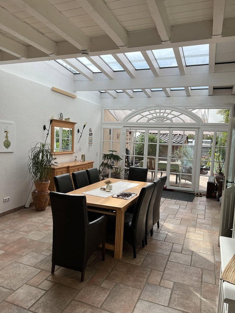 Prodej domu 342 m², pozemek 832 m², Hungen, Hessen Prodej domu 342 m², pozemek 832 m², Hungen, Hessen